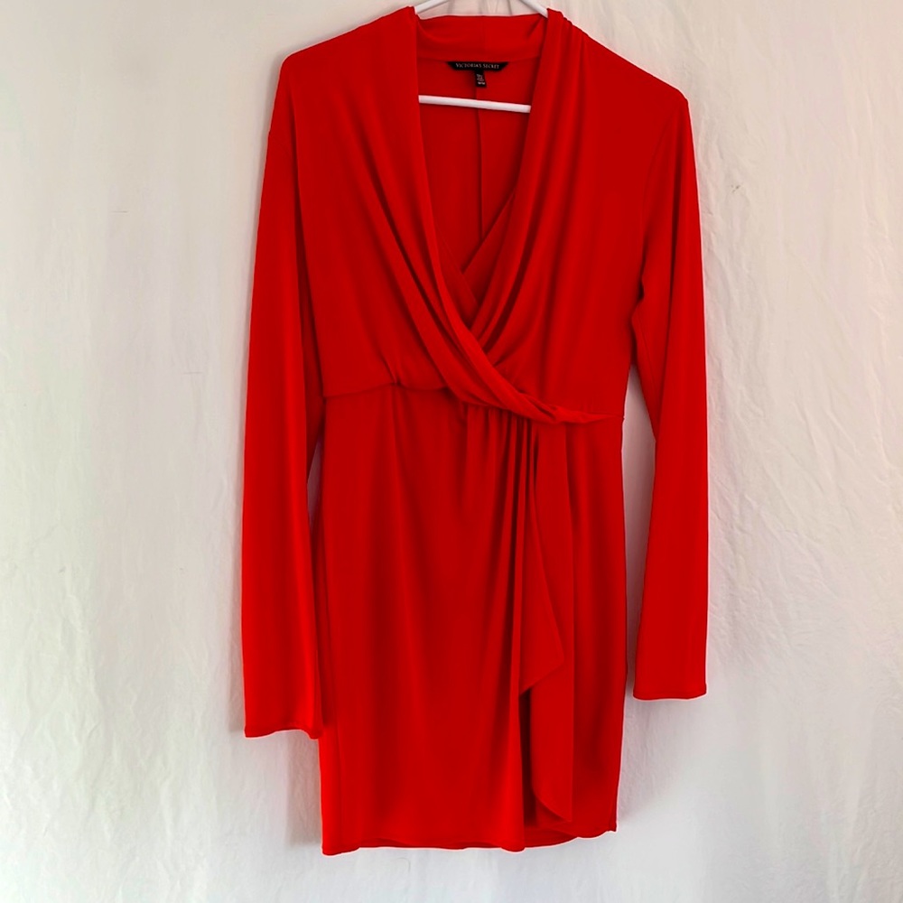 Victoria’s Secret faux wrap pull over knee length dress